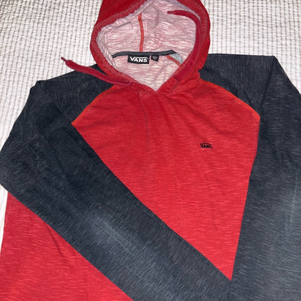 VANS light weight shirt with hood